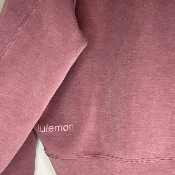 Lululemon crewneck - Picture 3 of 3
